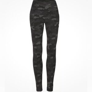 New CAbi ATC Gray Camouflage Side Pocket Leggings